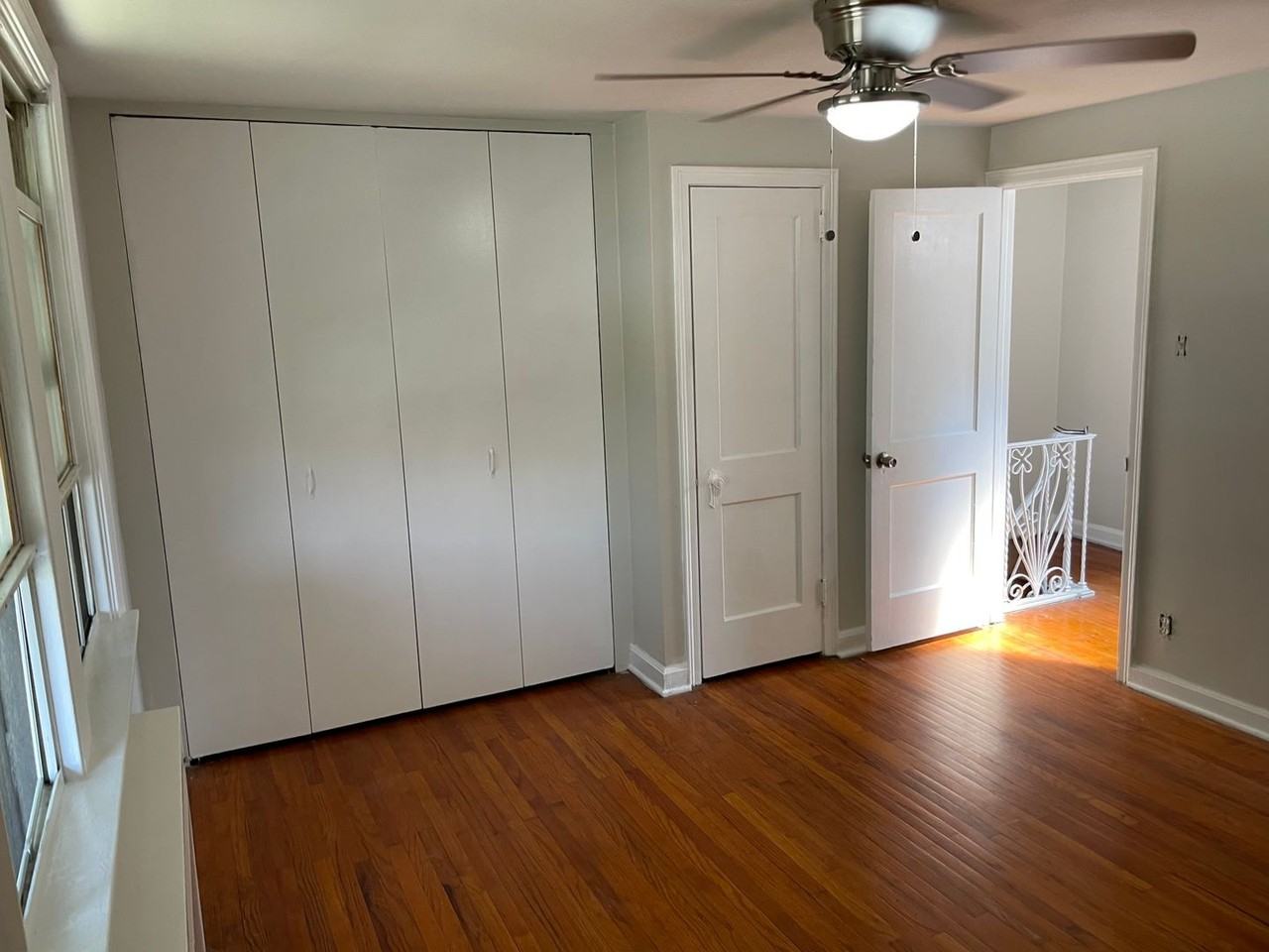 2057 Simon St - Photo 4 of 11