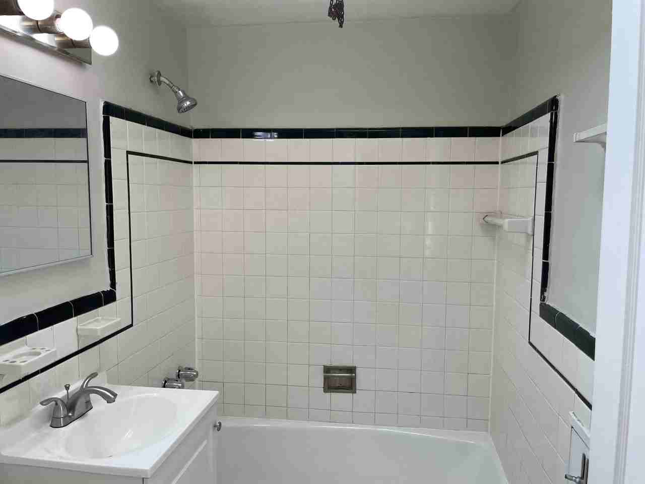 2057 Simon St - Photo 6 of 11