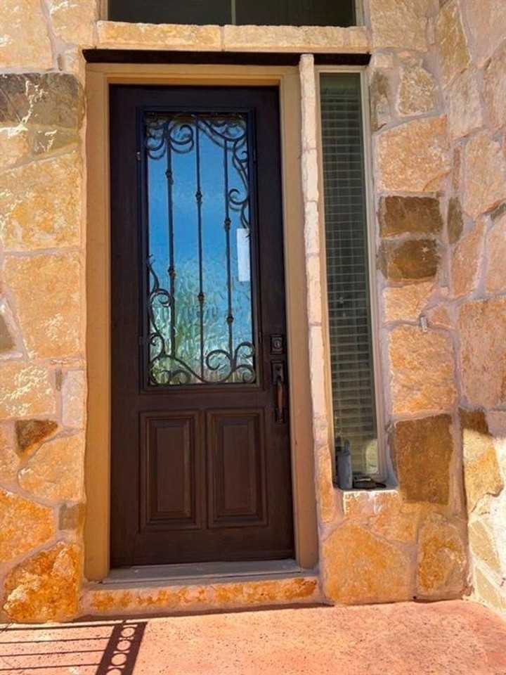 400A Hummingbird Ln - Photo 2 of 31