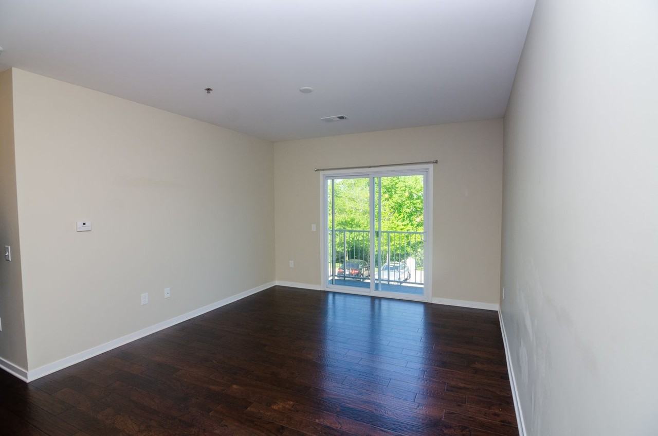 1118 Litton Ave - Photo 5 of 14