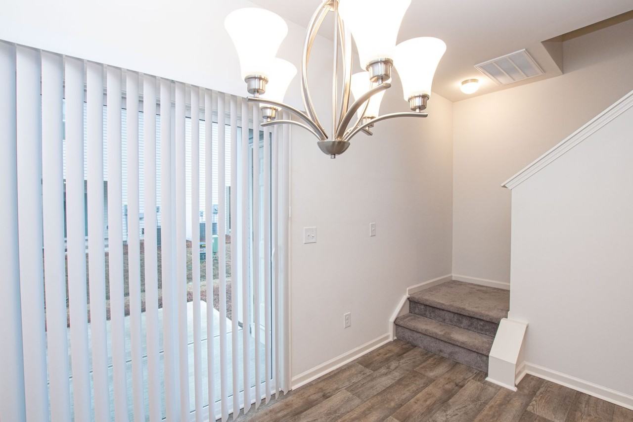 14145 Clayborn St - Photo 7 of 16