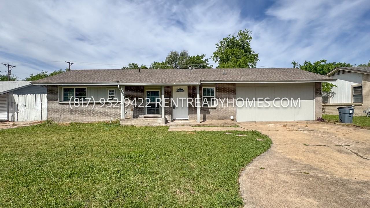 2613 Fairbrook St - Photo 3 of 34