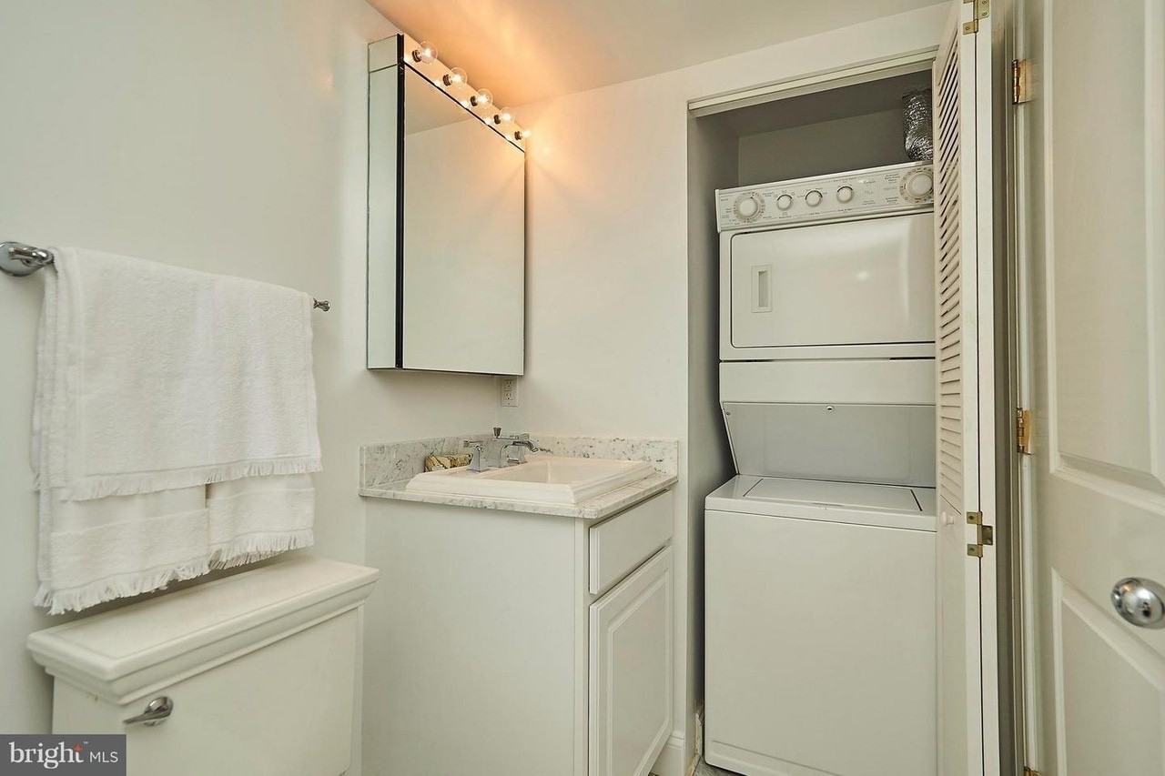 1465 Columbia Rd Nw - Photo 7 of 23