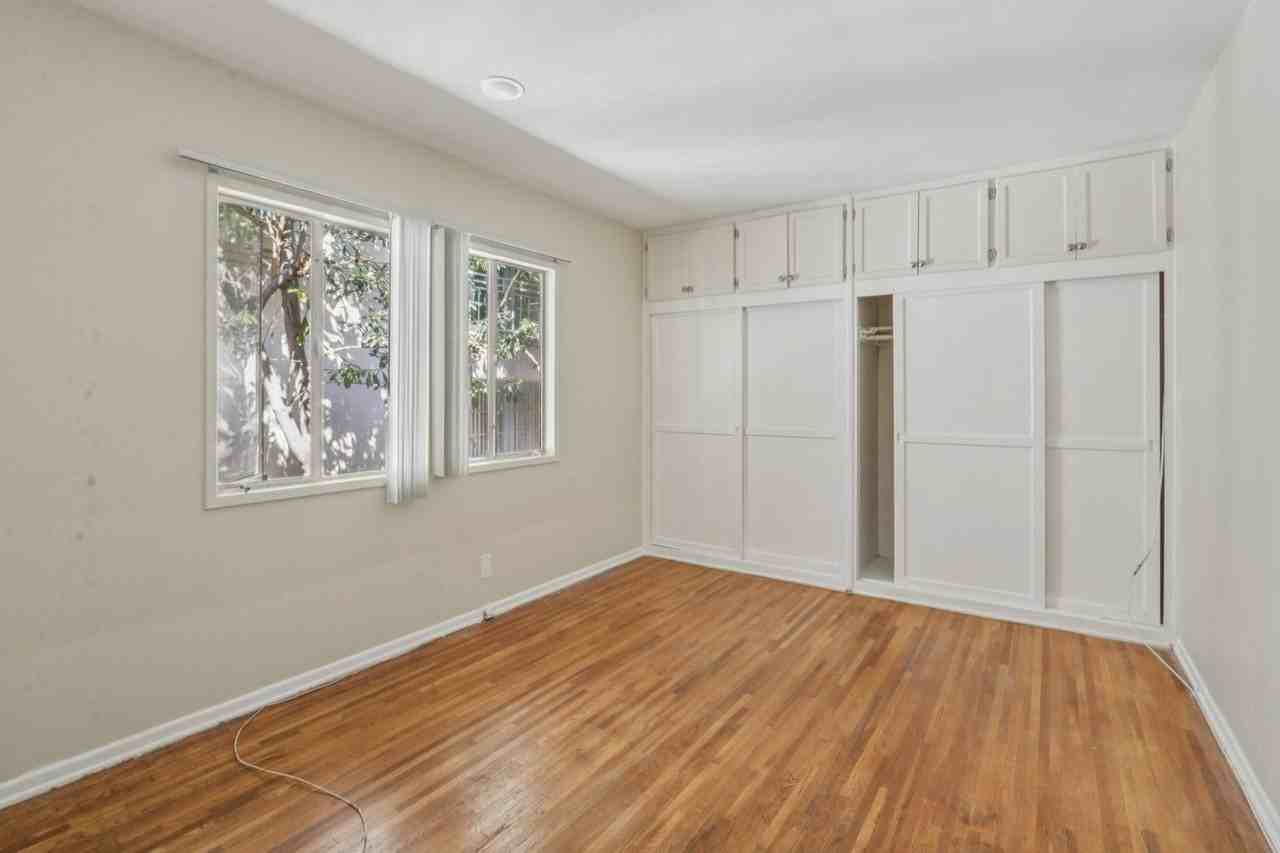 1945 Glendon Avenue - Photo 6 of 29