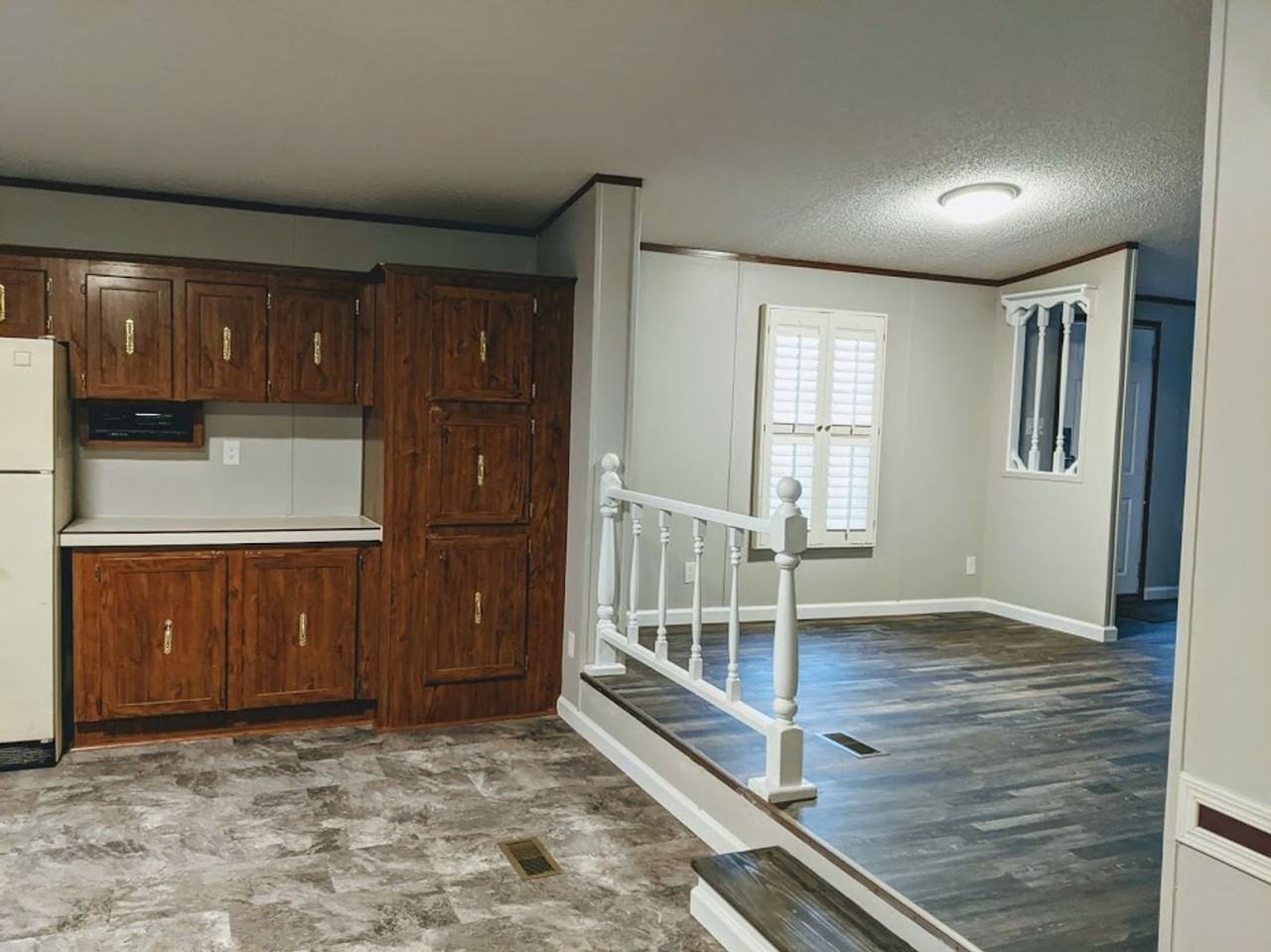 203 Gale Dr - Photo 6 of 18