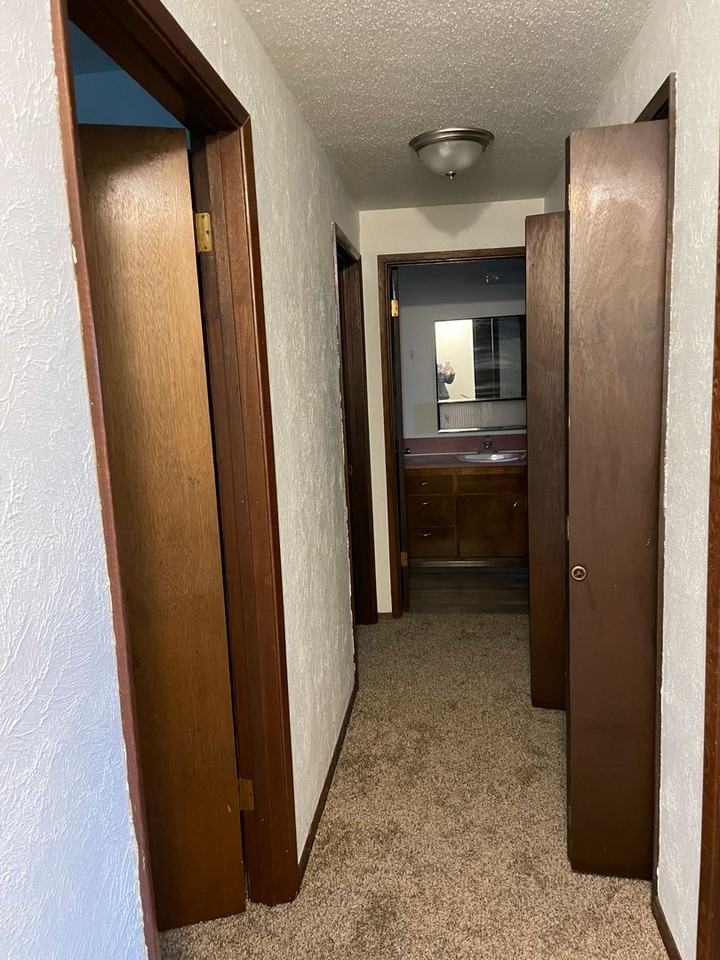 1314 S 2nd St - Photo 2 of 13