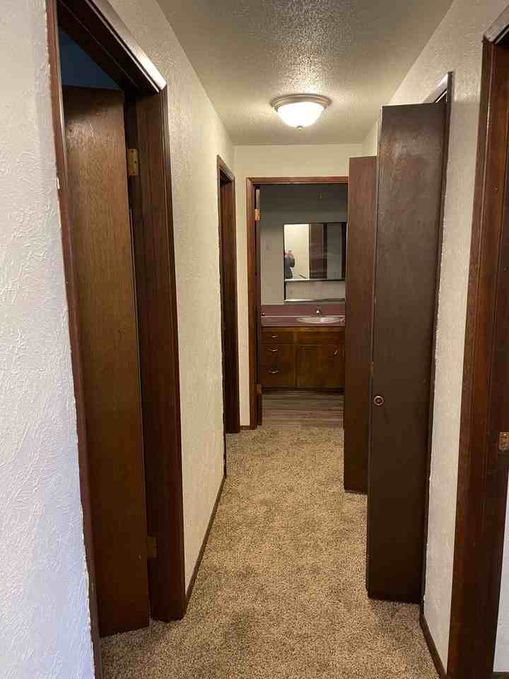 1314 S 2nd St - Photo 3 of 13