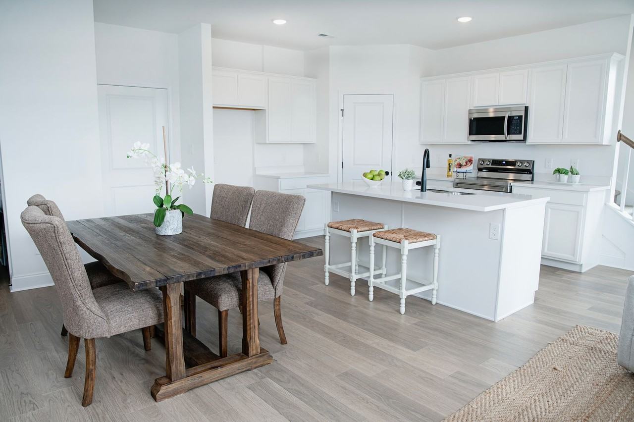 1449 Mountain Quail Cir - Photo 3 of 32