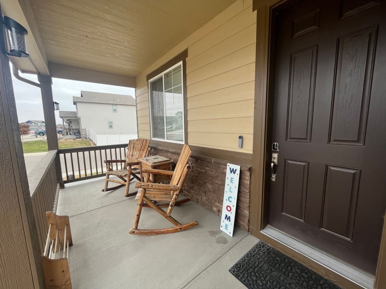 1845 Tinker Dr - Photo 3 of 34