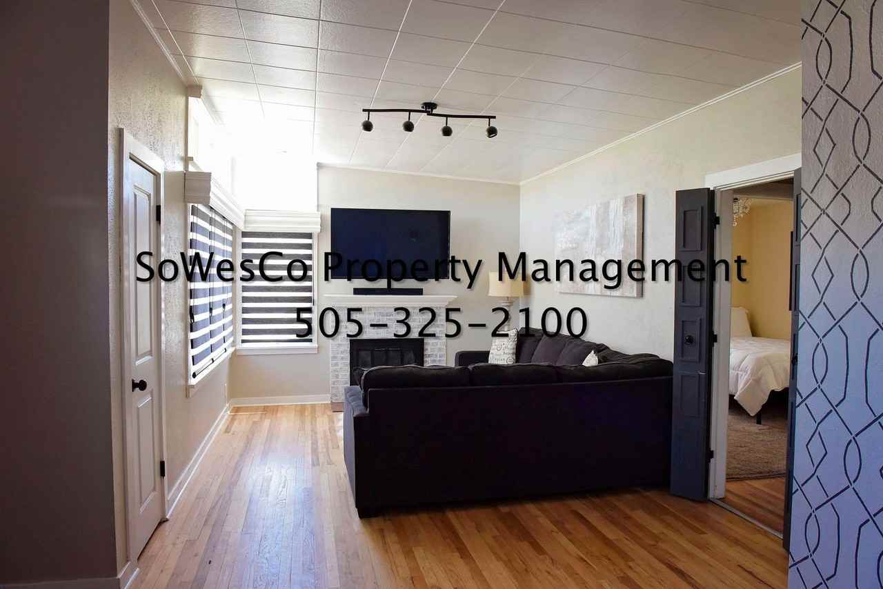 1011 S Monterey Ave - Photo 3 of 18