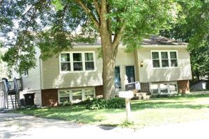 featured image of 1320 Delta Dr