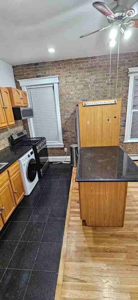 4110 Park Ave - Photo 4 of 23