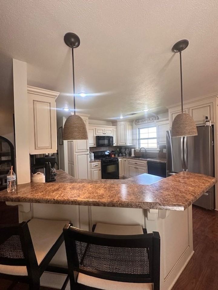 600 Wycliffe Dr - Photo 3 of 15