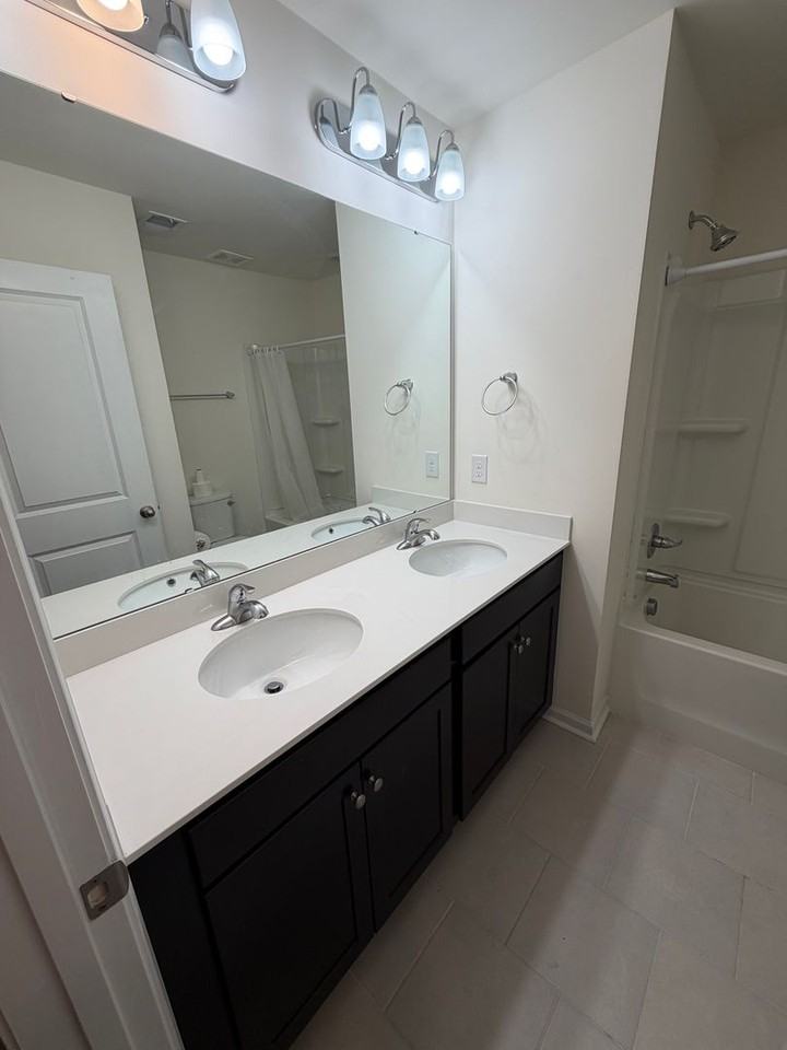 419 Trotters Ln - Photo 5 of 21