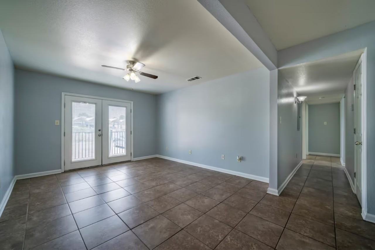 Lodge Apartments Pascagoula - Photo 6 of 50