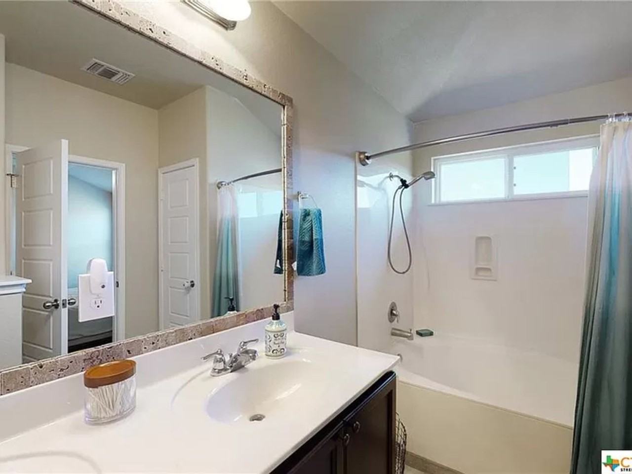 103 Frio River Trl - Photo 7 of 16