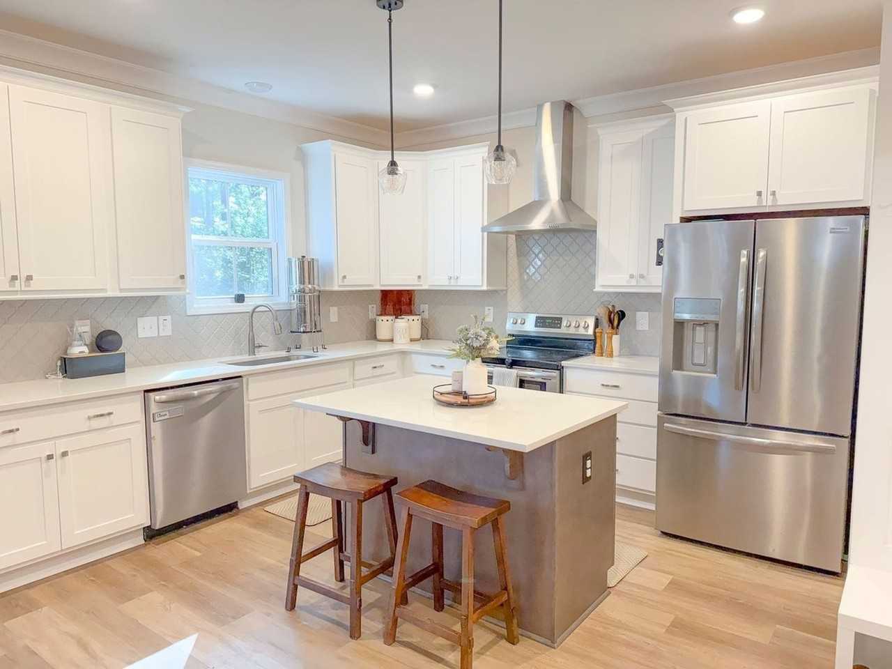 711 Elderberry Dr - Photo 6 of 22