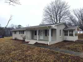 featured image of 1299 N Franklin Rd