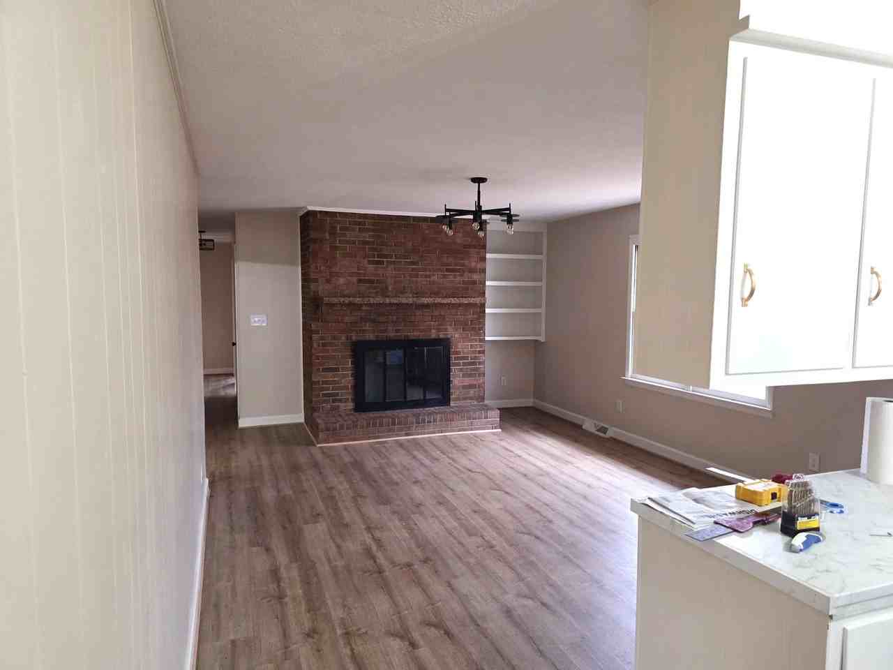 1299 N Franklin Rd - Photo 5 of 10