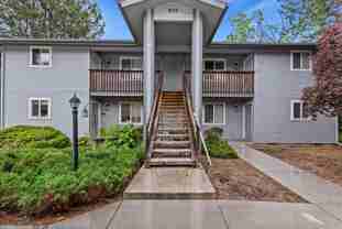 Driscoll Ln. 4-Plex - Photo 1 of 1