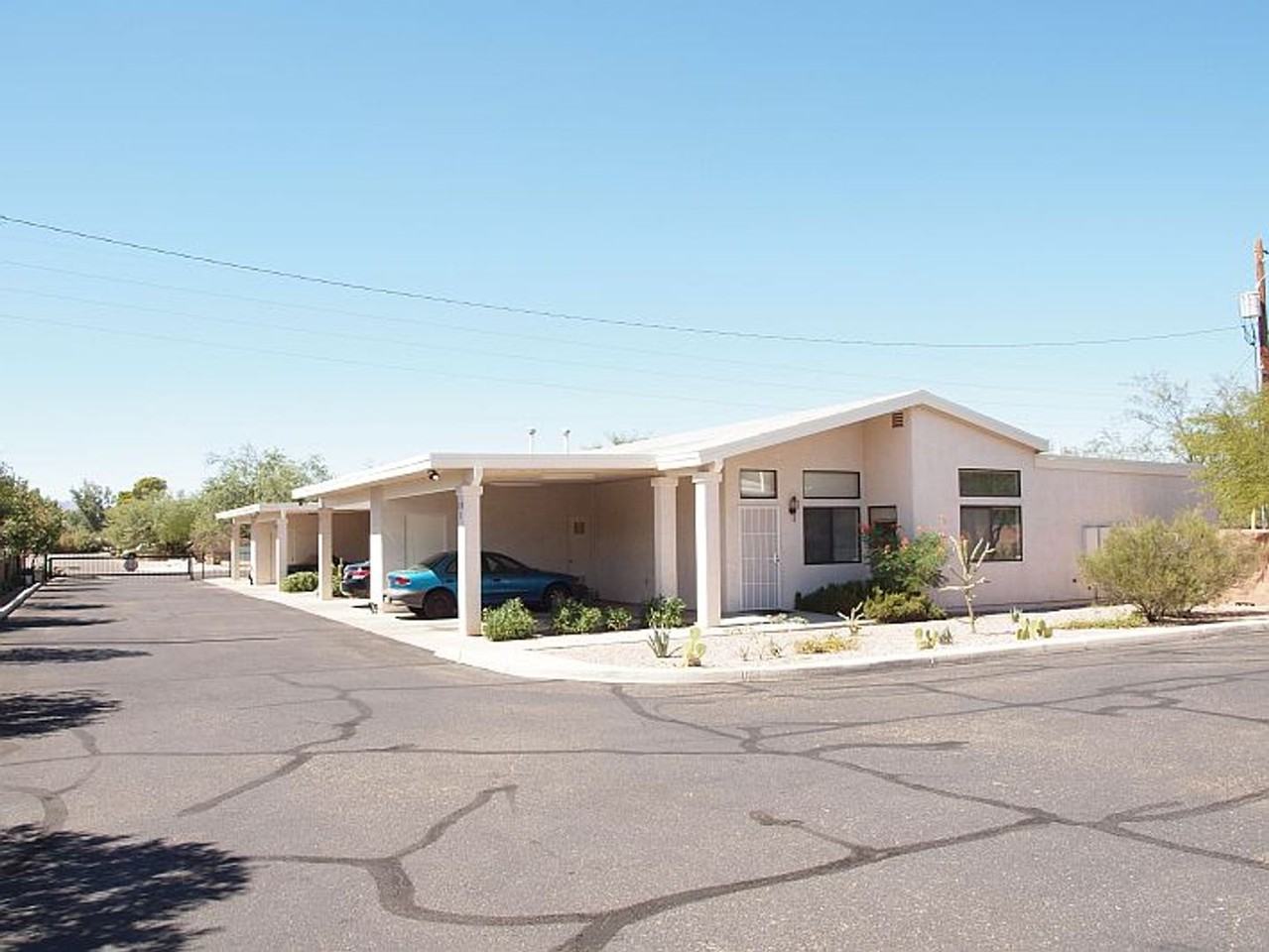 3716 N Mountain Ave - Photo 6 of 19