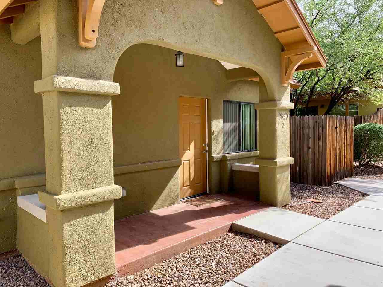 2550 E. Water St. - Photo 2 of 11