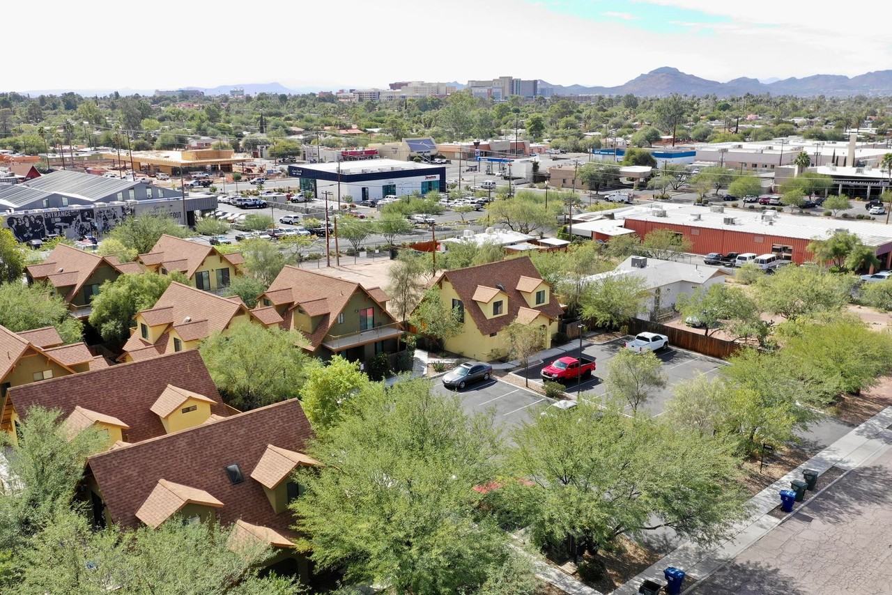 2550 E. Water St. - Photo 5 of 11