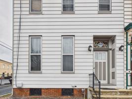 featured image of 1213 Green St