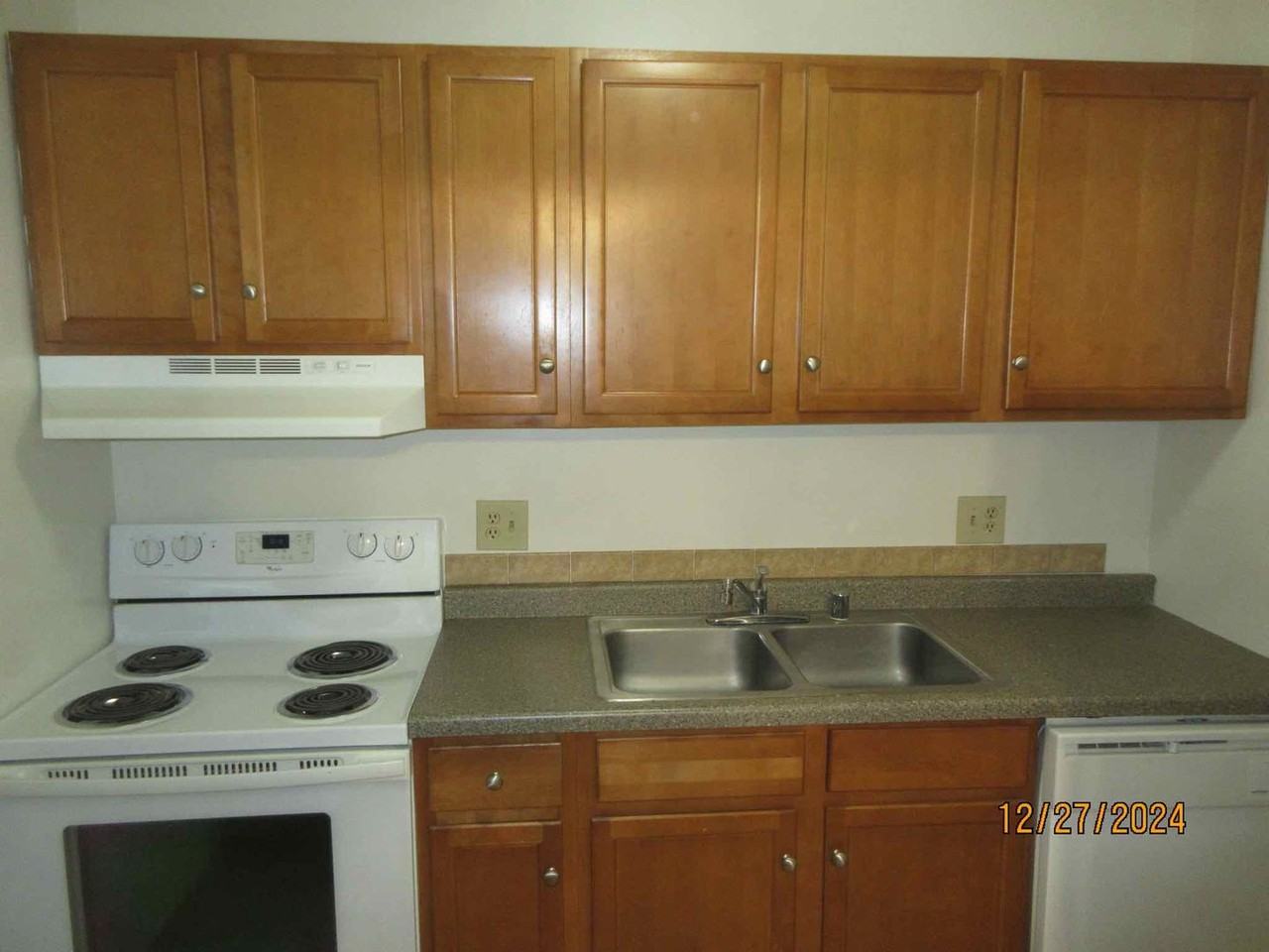 N111W15625 Vienna Ct #19 - Photo 5 of 14