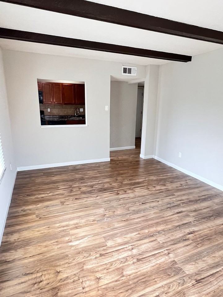 Squire Meadows - Photo 3 of 10