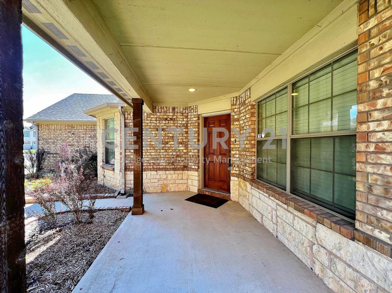 7235 La Mancha - Photo 2 of 15