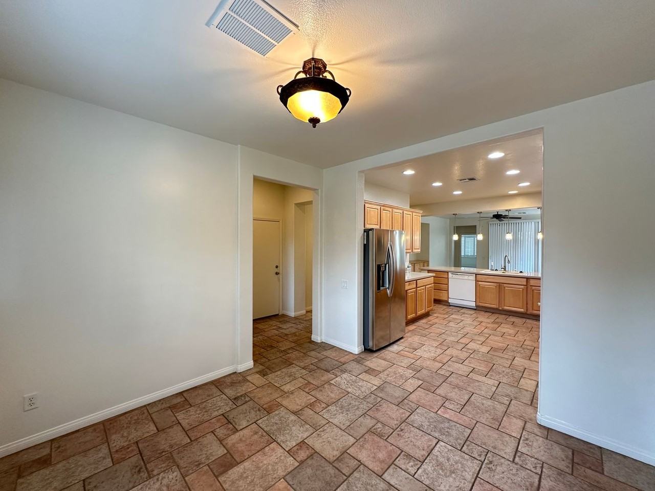 3572 Ridge Meadow St - Photo 2 of 22