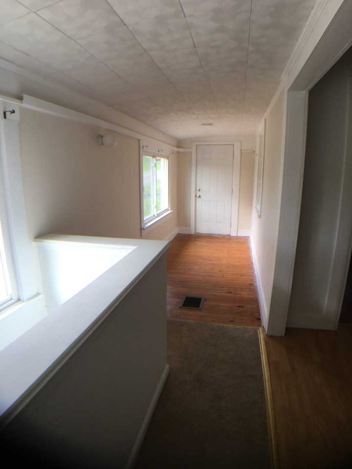 216 Forest Ave - Photo 7 of 18