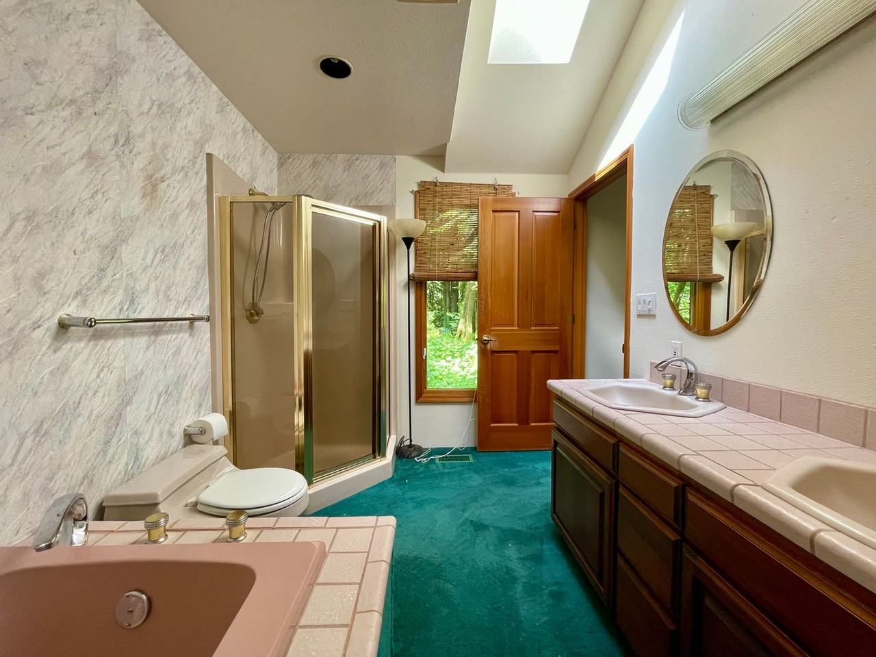 20300 Se Forest Fern Dr - Photo 2 of 15