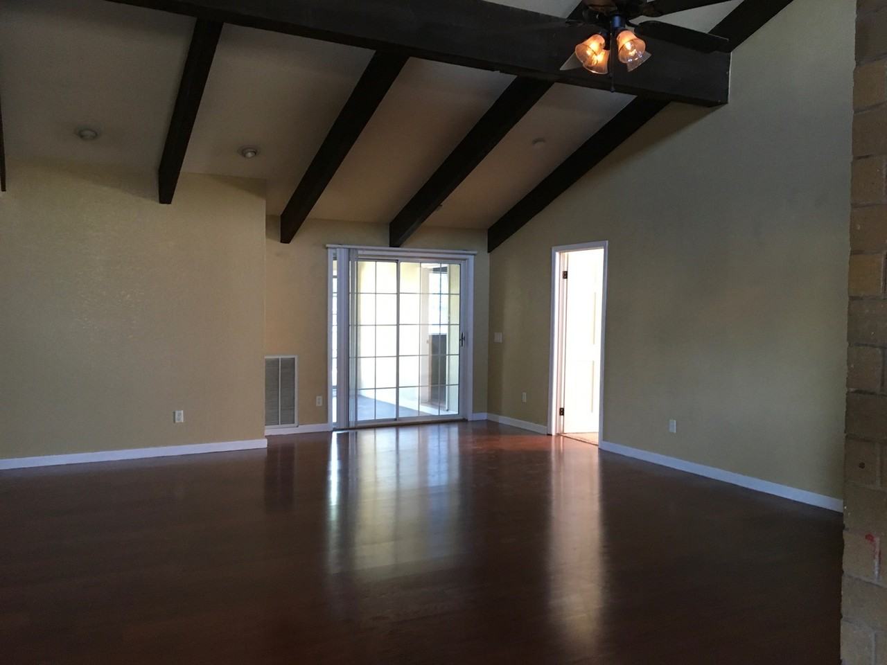 4985 Valley Hi Dr - Photo 2 of 10