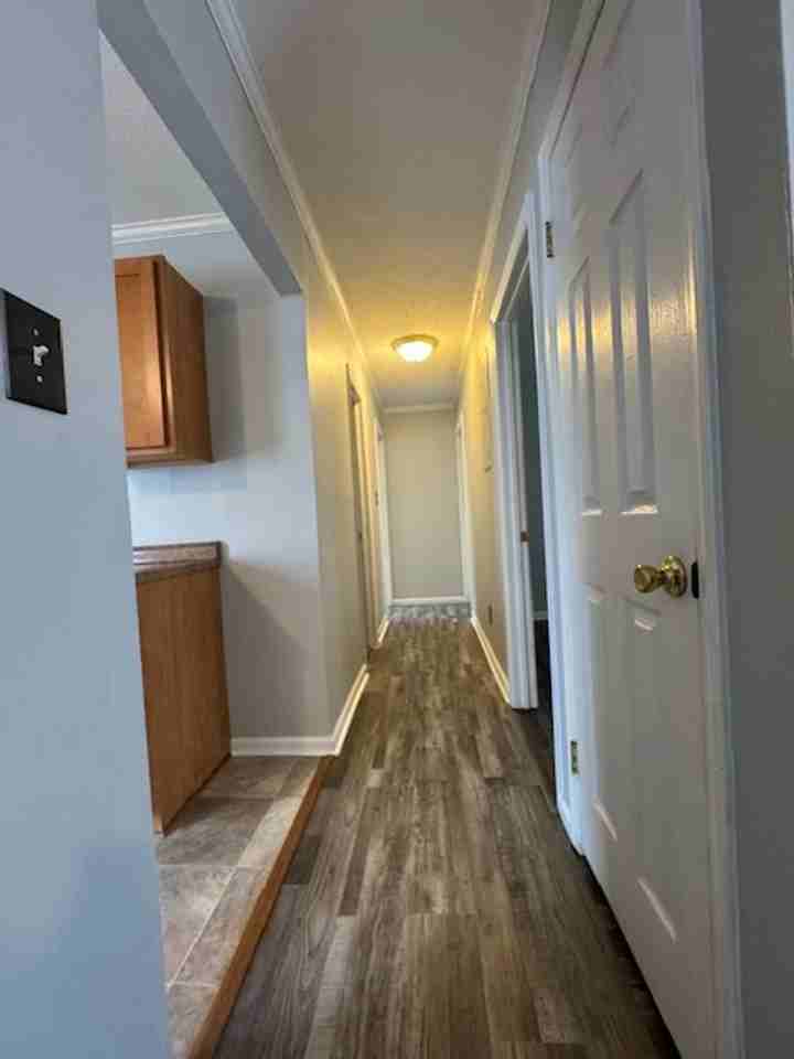 112 Sandy Dr - Photo 5 of 9