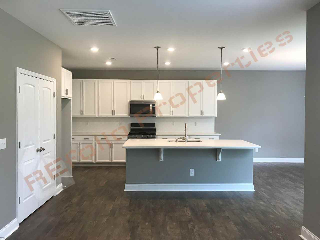 4045 Reunion Creek Pkwy - Photo 4 of 23