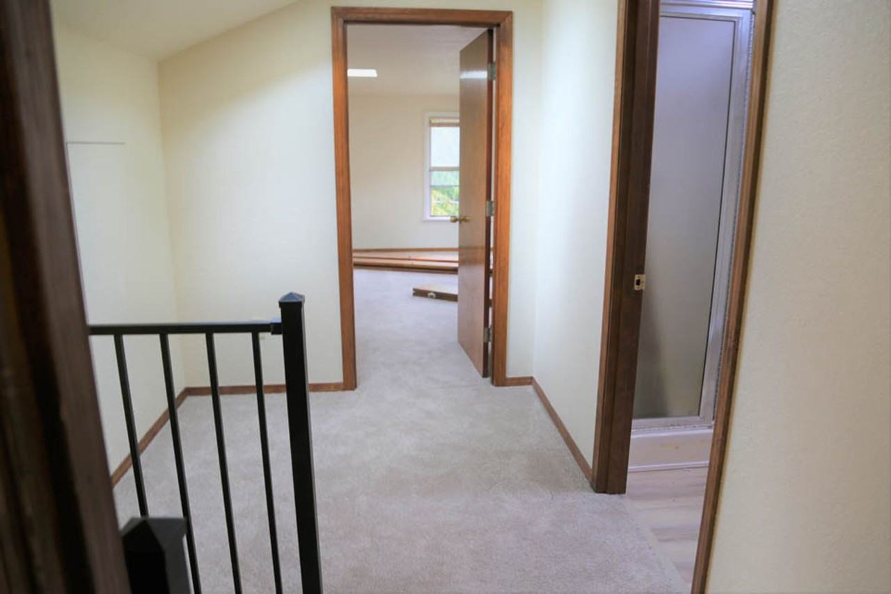 2095 Se Debord St - Photo 7 of 26