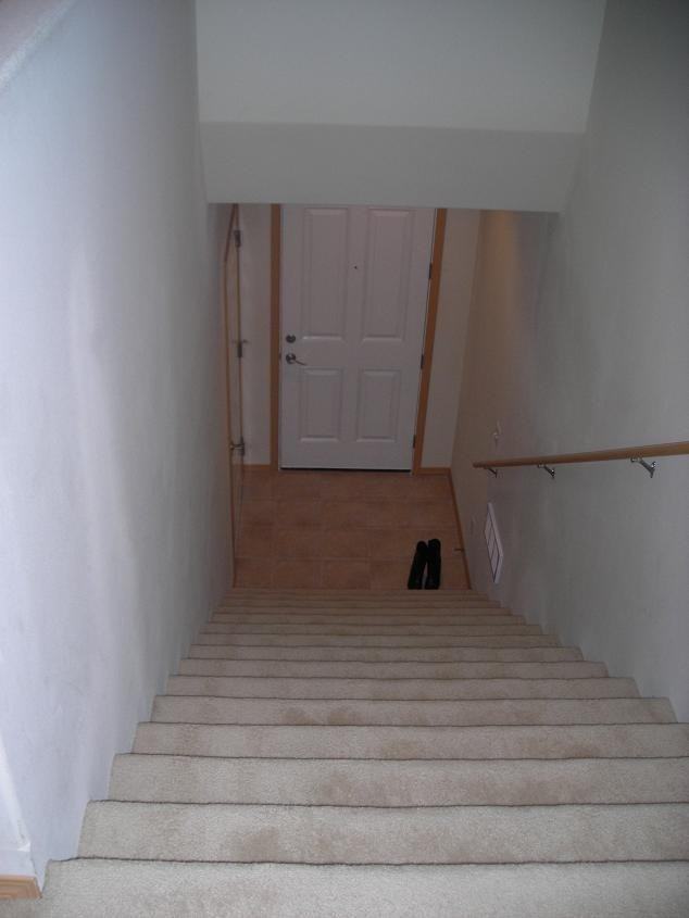 1925 Garry Oaks Ave Unit C - Photo 5 of 8