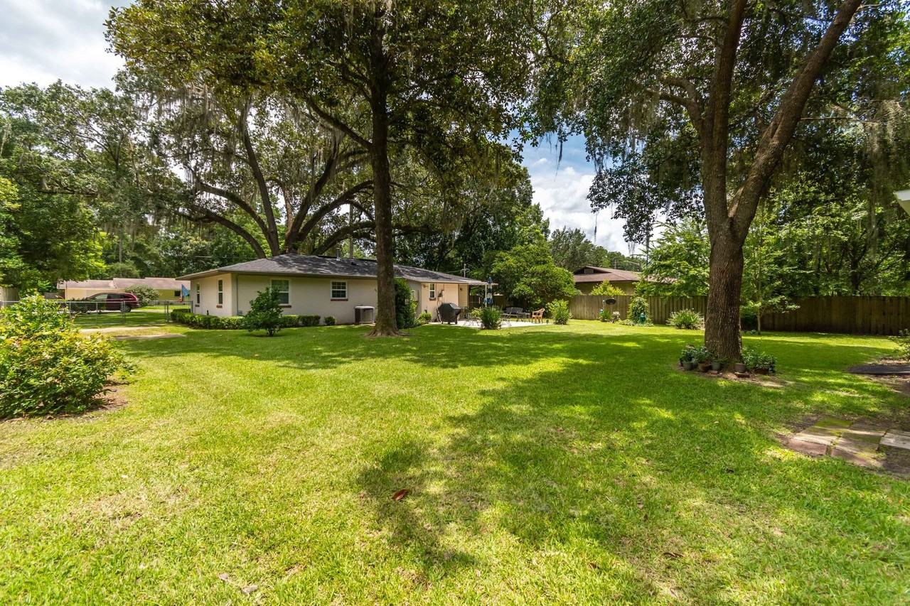 3924 Nw 14th St - Photo 6 of 20