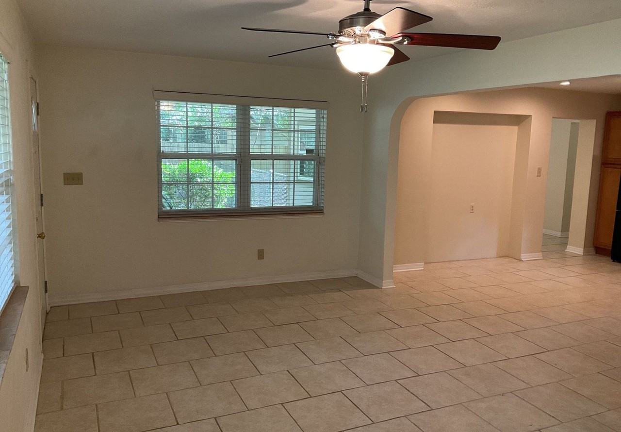 3924 Nw 14th St - Photo 7 of 20