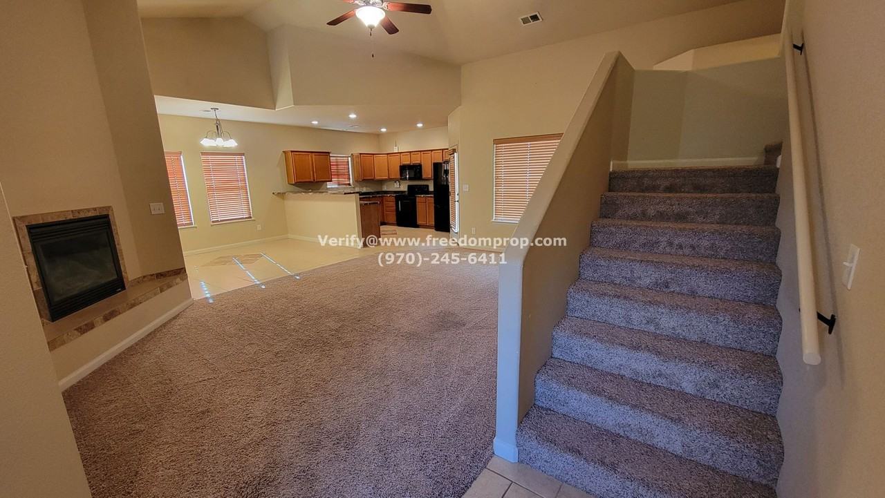 610 Silver Mountain Dr - Photo 2 of 17