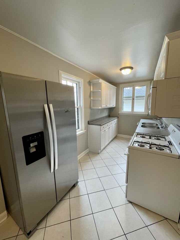 1772 Lafond Ave - Photo 7 of 19