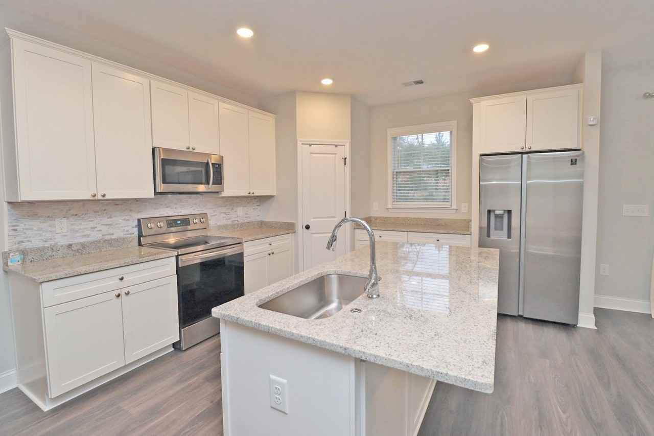 1506 Joiner Rd - Photo 4 of 24