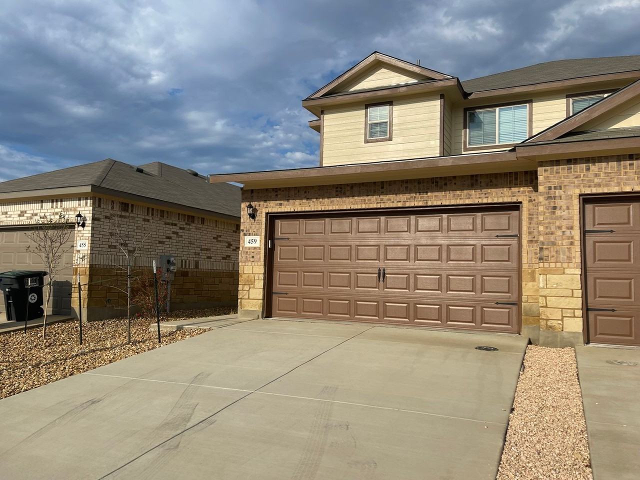 459 Emma Dr - Photo 2 of 22