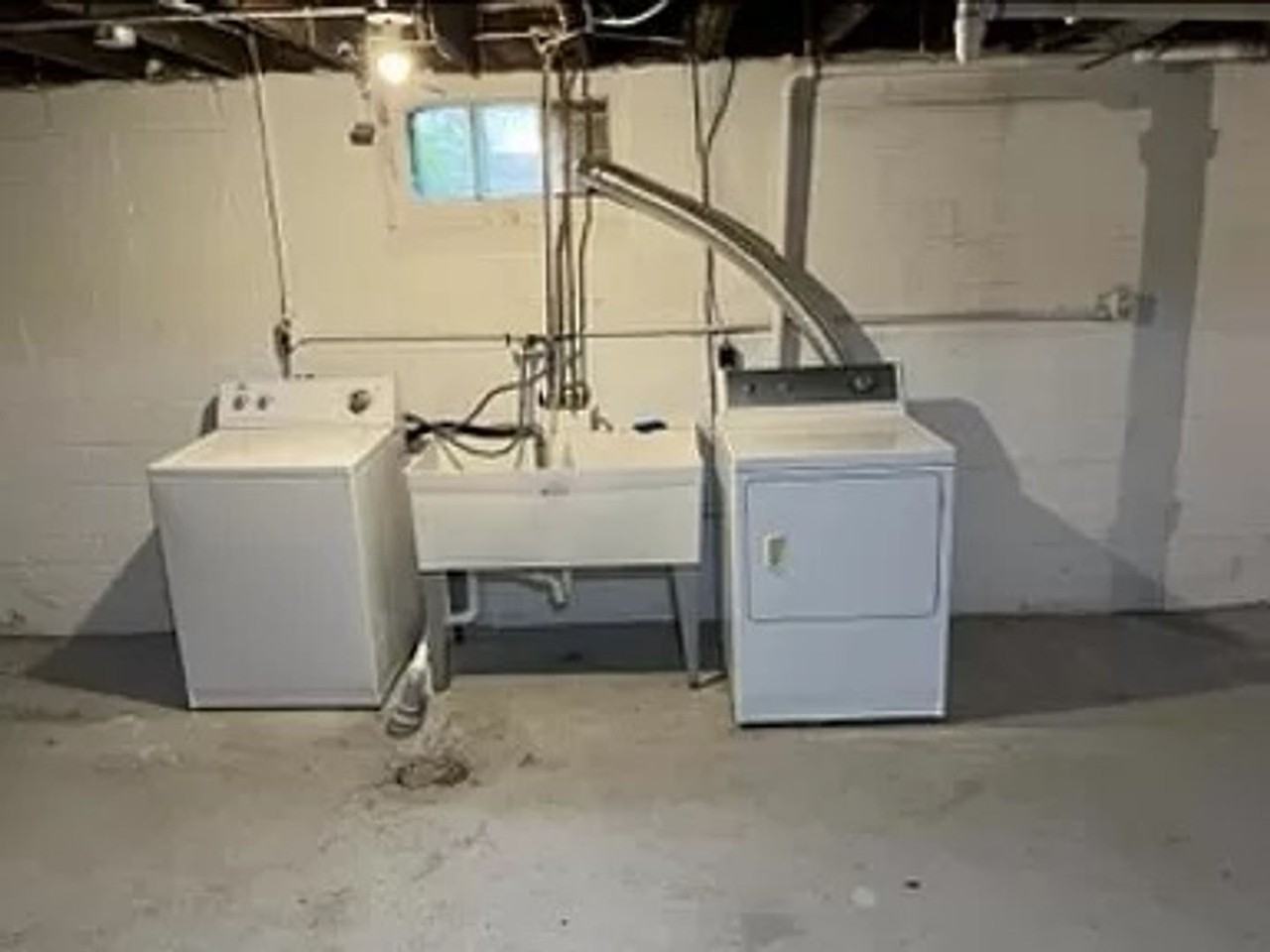 1349 Schletti St - Photo 2 of 10