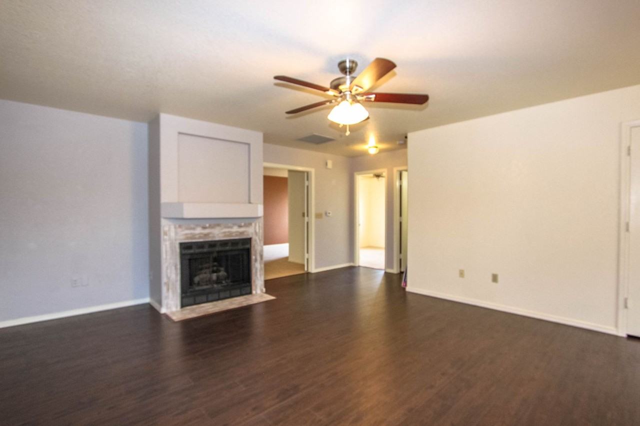 3070 Cascades Ct #14H - Photo 5 of 6