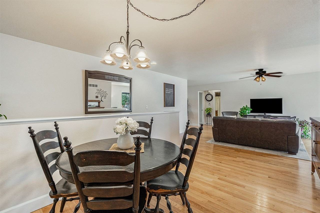 4227 White Deer Ln - Photo 4 of 16