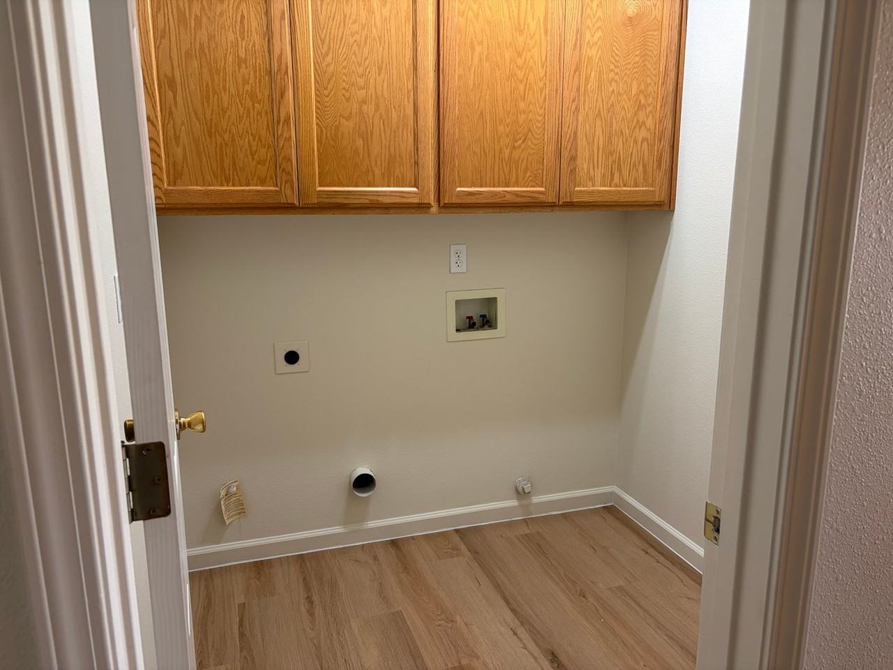 1709 Redwood Ave - Photo 3 of 18