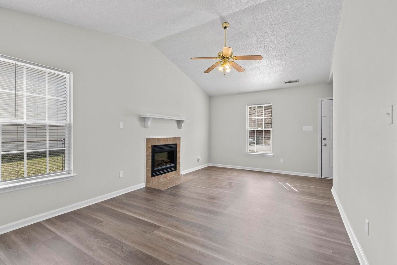 116 Mesa Ln - Photo 4 of 20